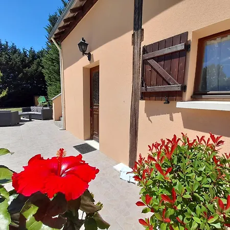 Сasa de vacaciones De Charme La Roche Aux Lions *