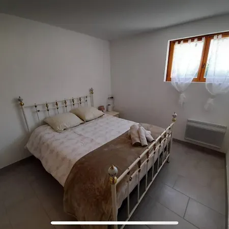 De Charme La Roche Aux Lions Сasa de vacaciones *